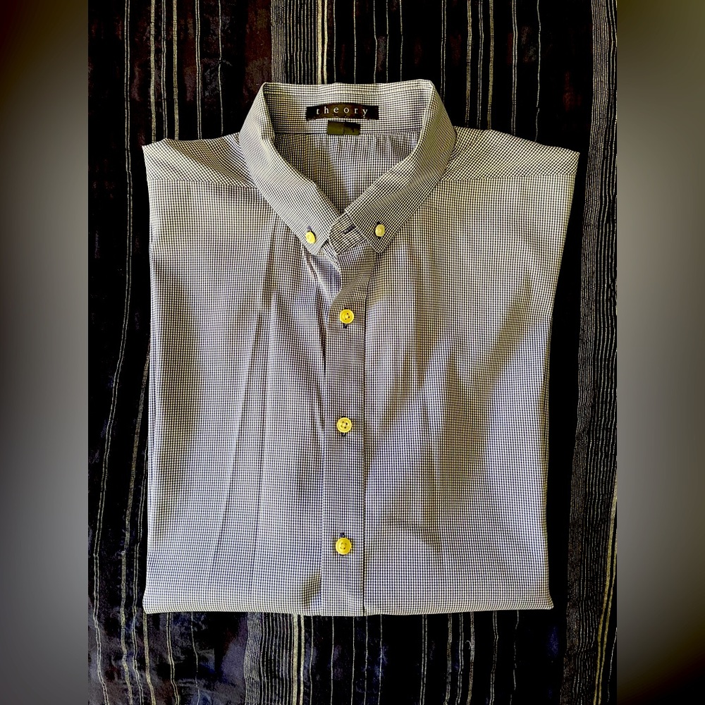 Theory classic stretch button up, short sleeve, button down.